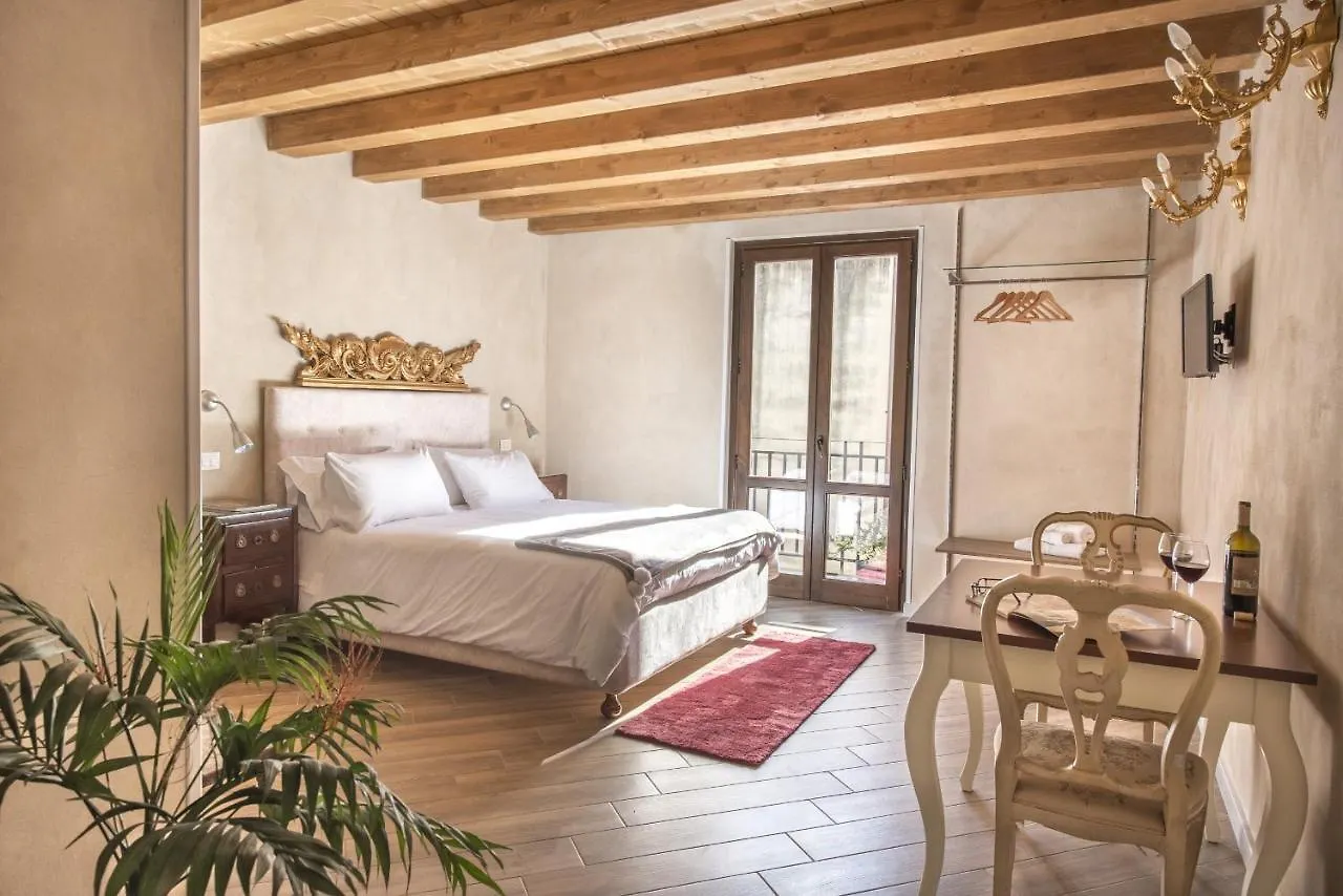 Palazzo Conte Federico Apartments Palermo 0*,