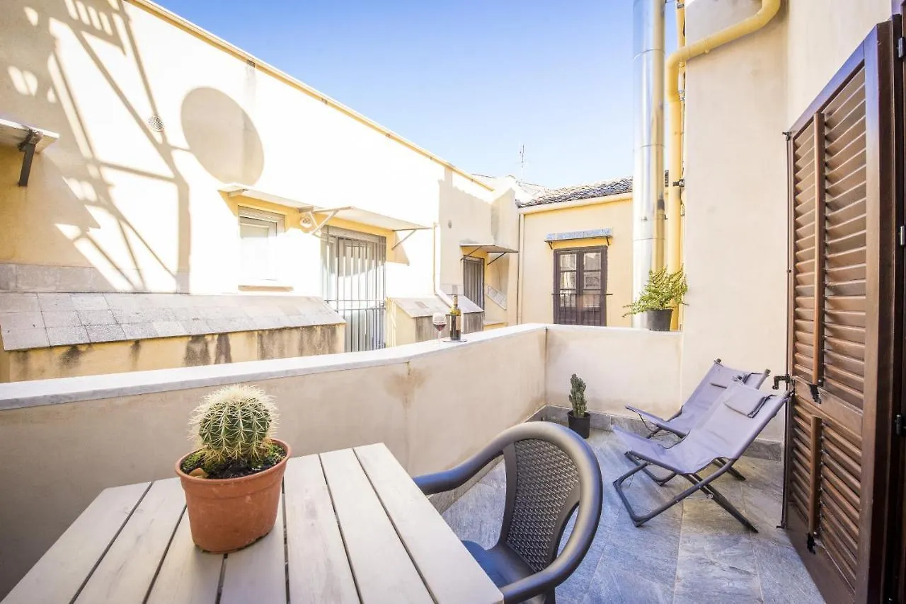 Palazzo Conte Federico Apartments Palermo Italy