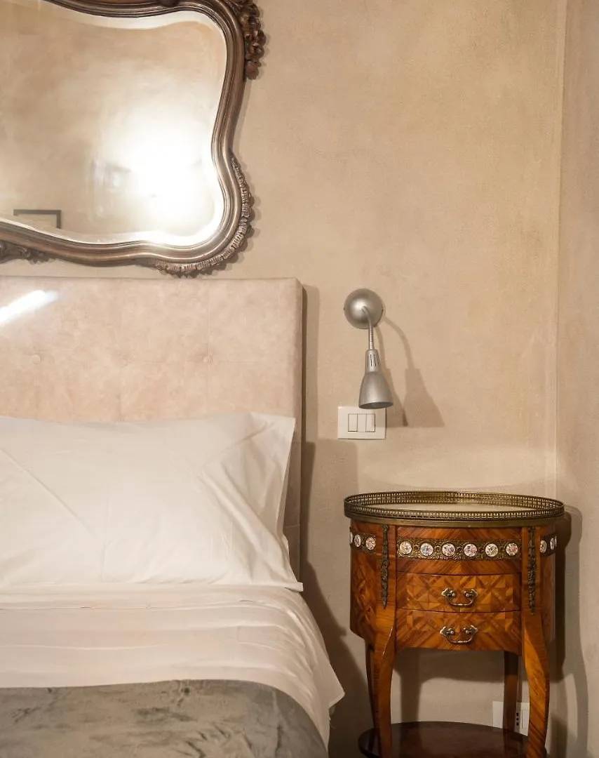 Palazzo Conte Federico Apartments Palermo 0*,