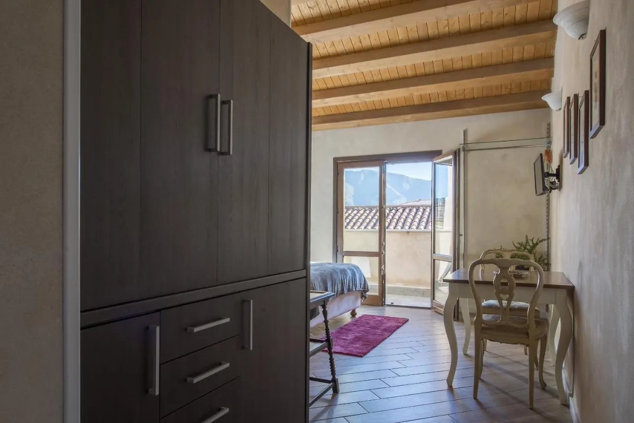 Palazzo Conte Federico Apartments Παλέρμο 0*,