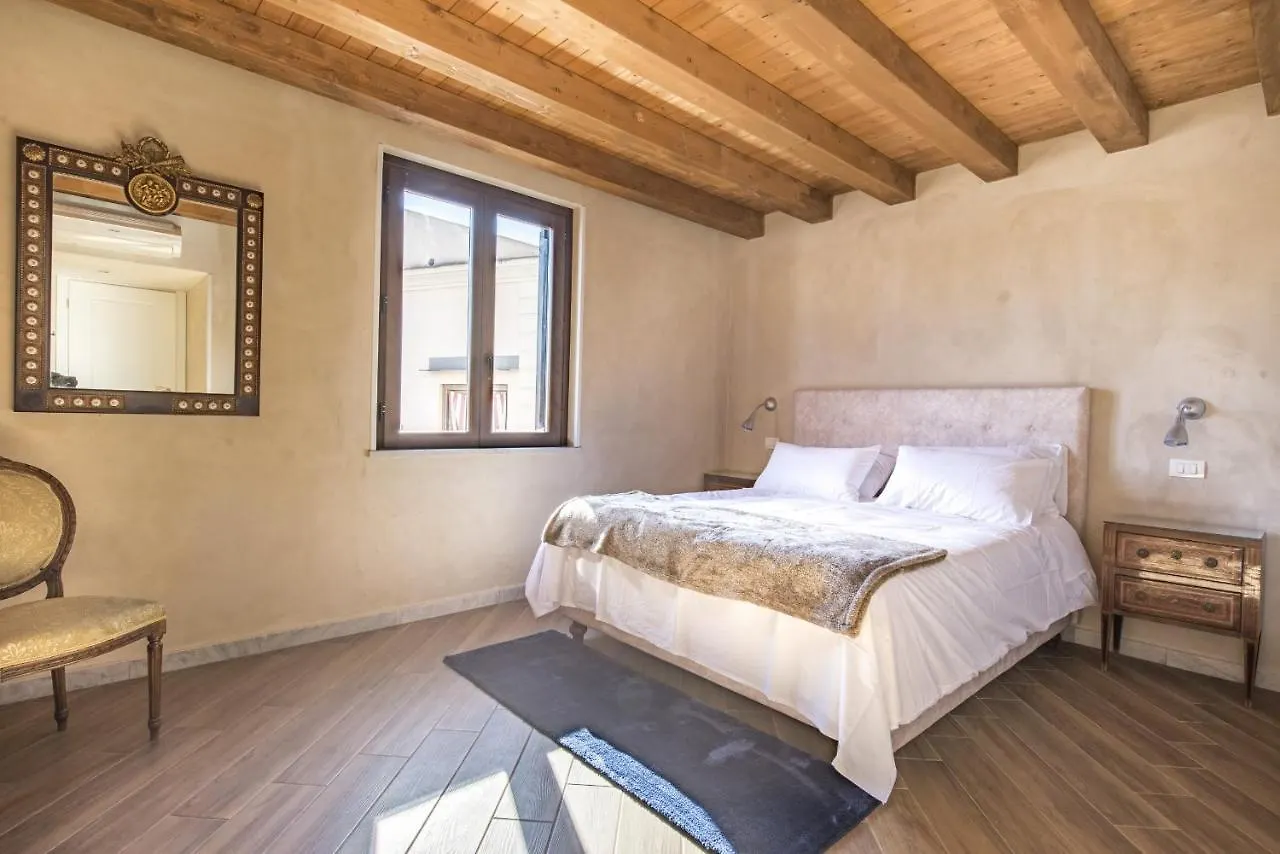 Palazzo Conte Federico Apartments Παλέρμο